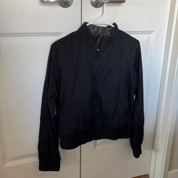 Lululemon Reversible Wind Jacket - Picture 1 of 6